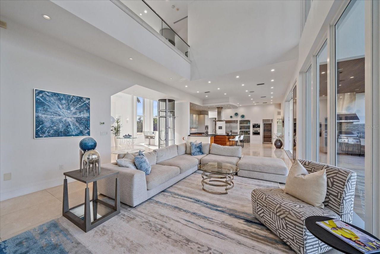 4136 Roberts Point Circle, Sarasota, FL 34242 Photo