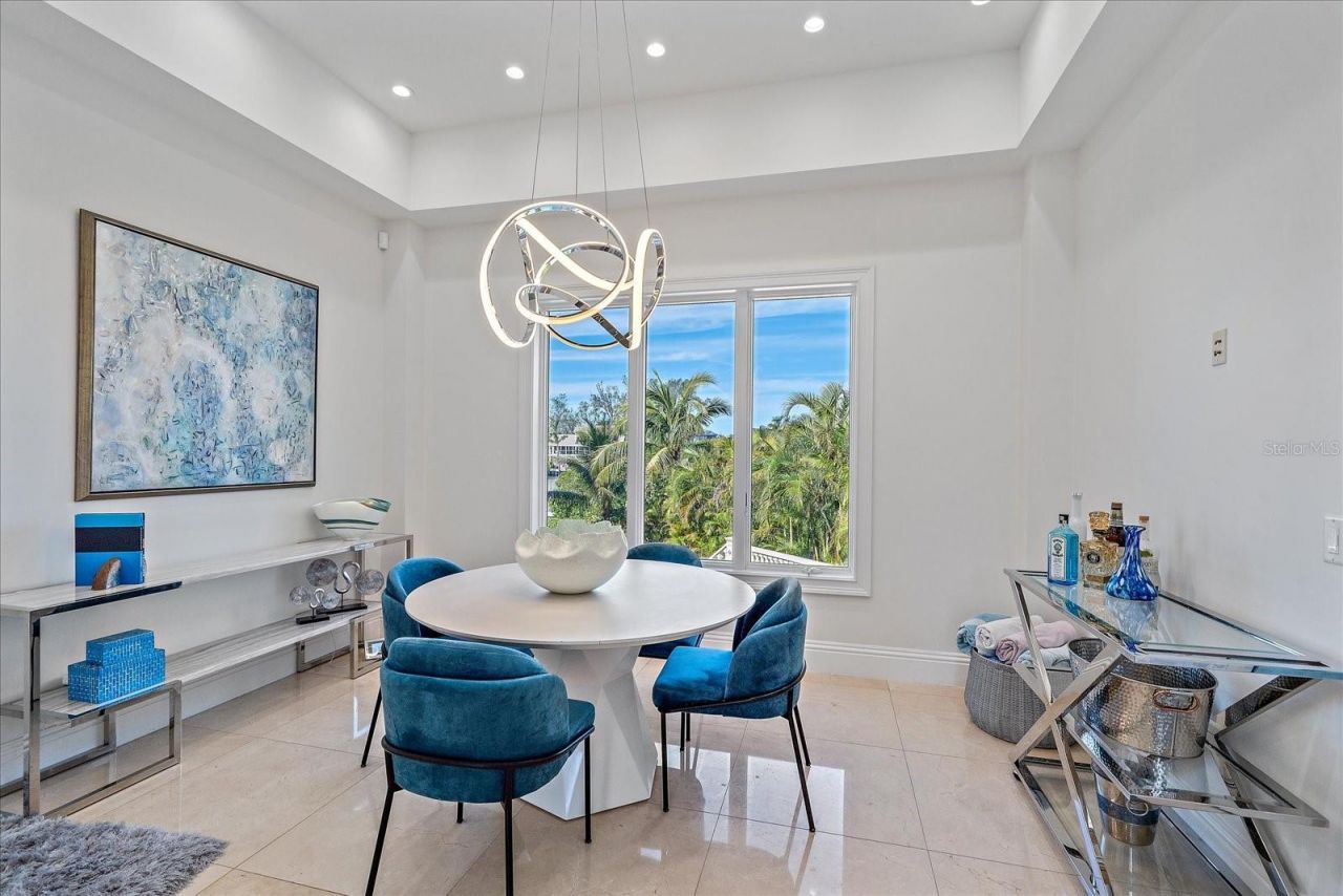 4136 Roberts Point Circle, Sarasota, FL 34242 Photo