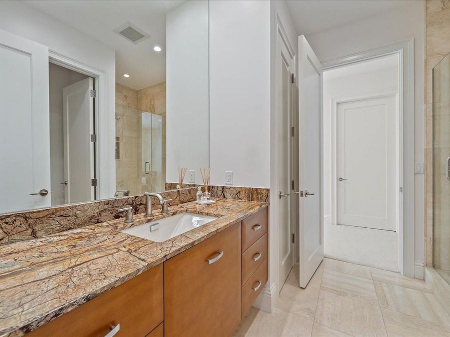 Property Image 76