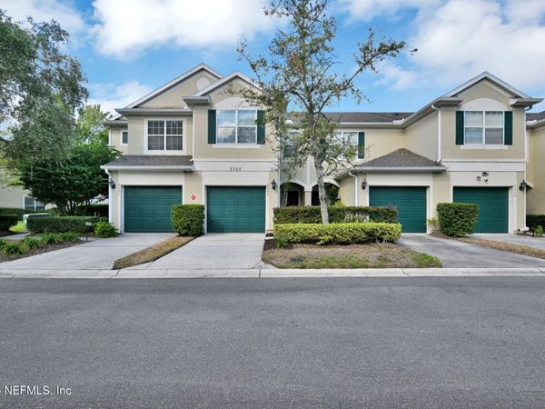 7990 BAYMEADOWS Road E, Unit 2302, Jacksonville, FL 32256