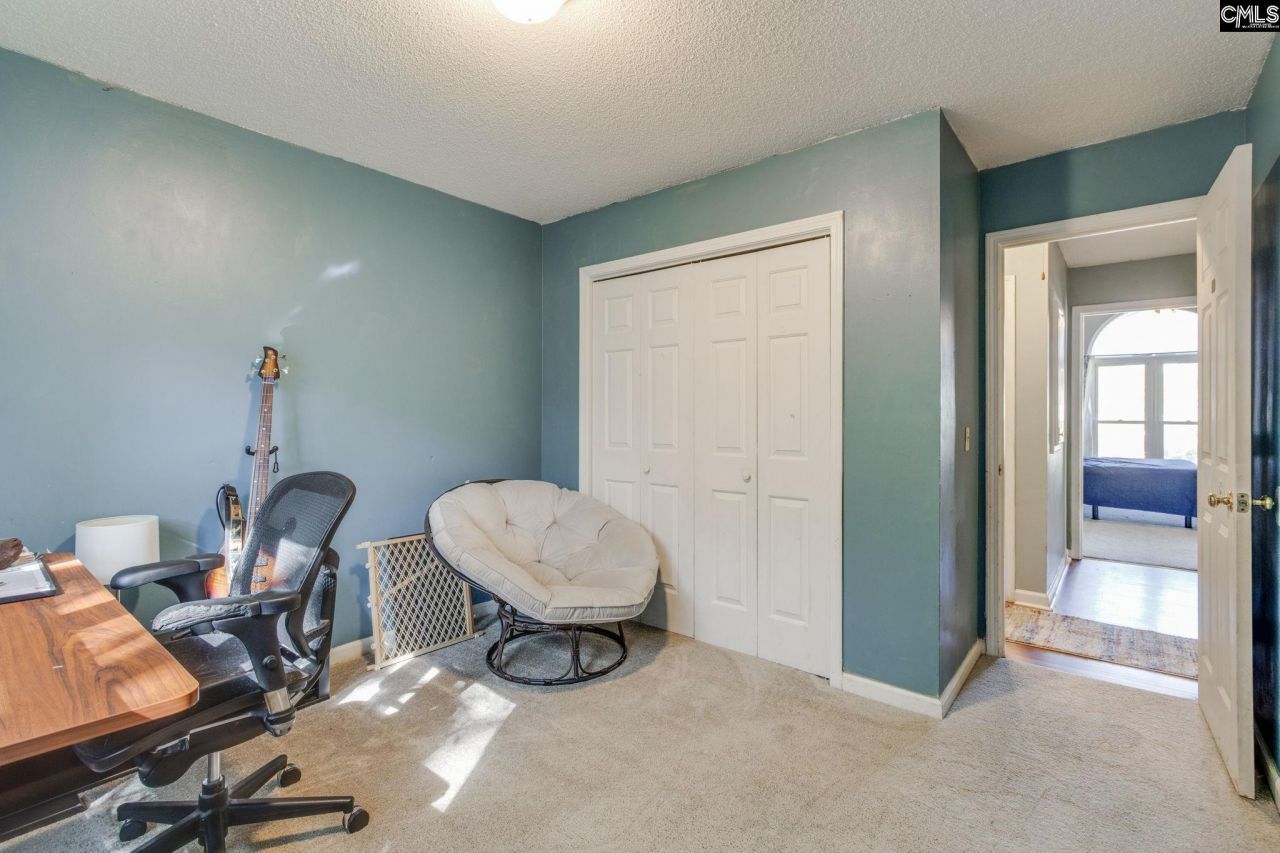 2 Woodshaw Court Photo 23