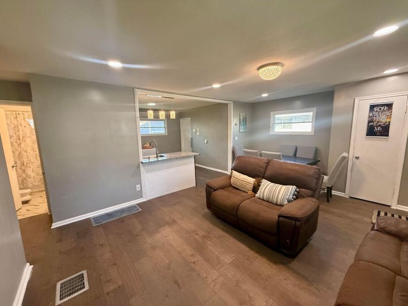 745 Pierce Avenue, Columbus, OH 43213 Photo 6