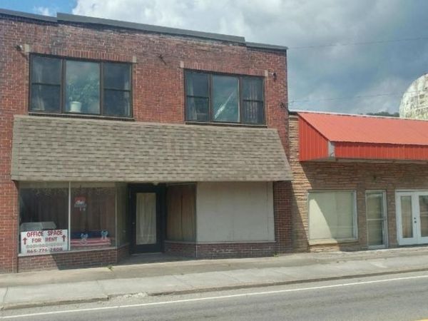 311 S Main St, Rocky Top, TN 37769