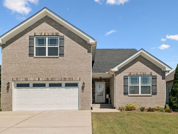 214 Hutch Ct, Gallatin, TN 37066