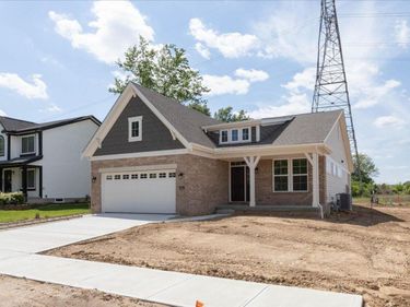 6321 Windcliff Drive, Grove City, OH 43123