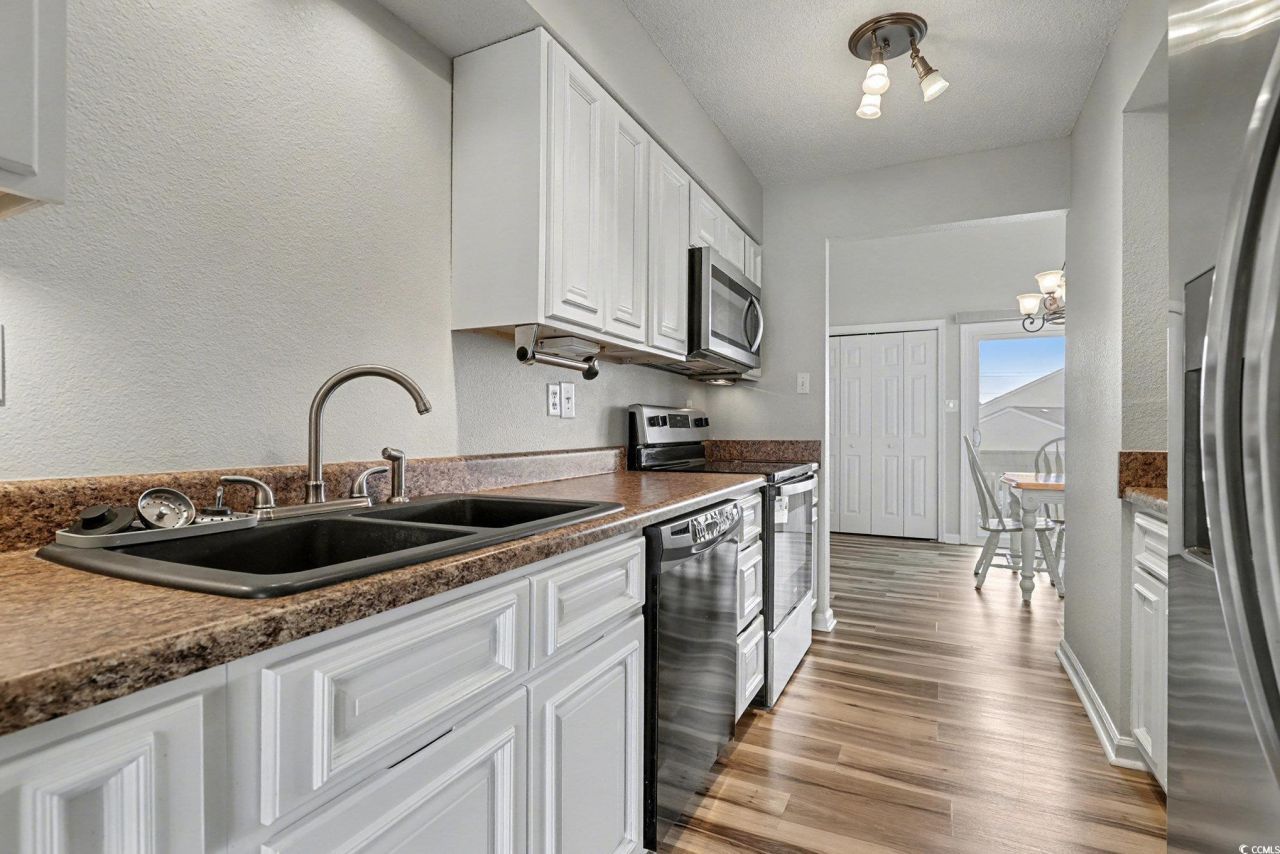 1000 11th Ave. N Photo 4