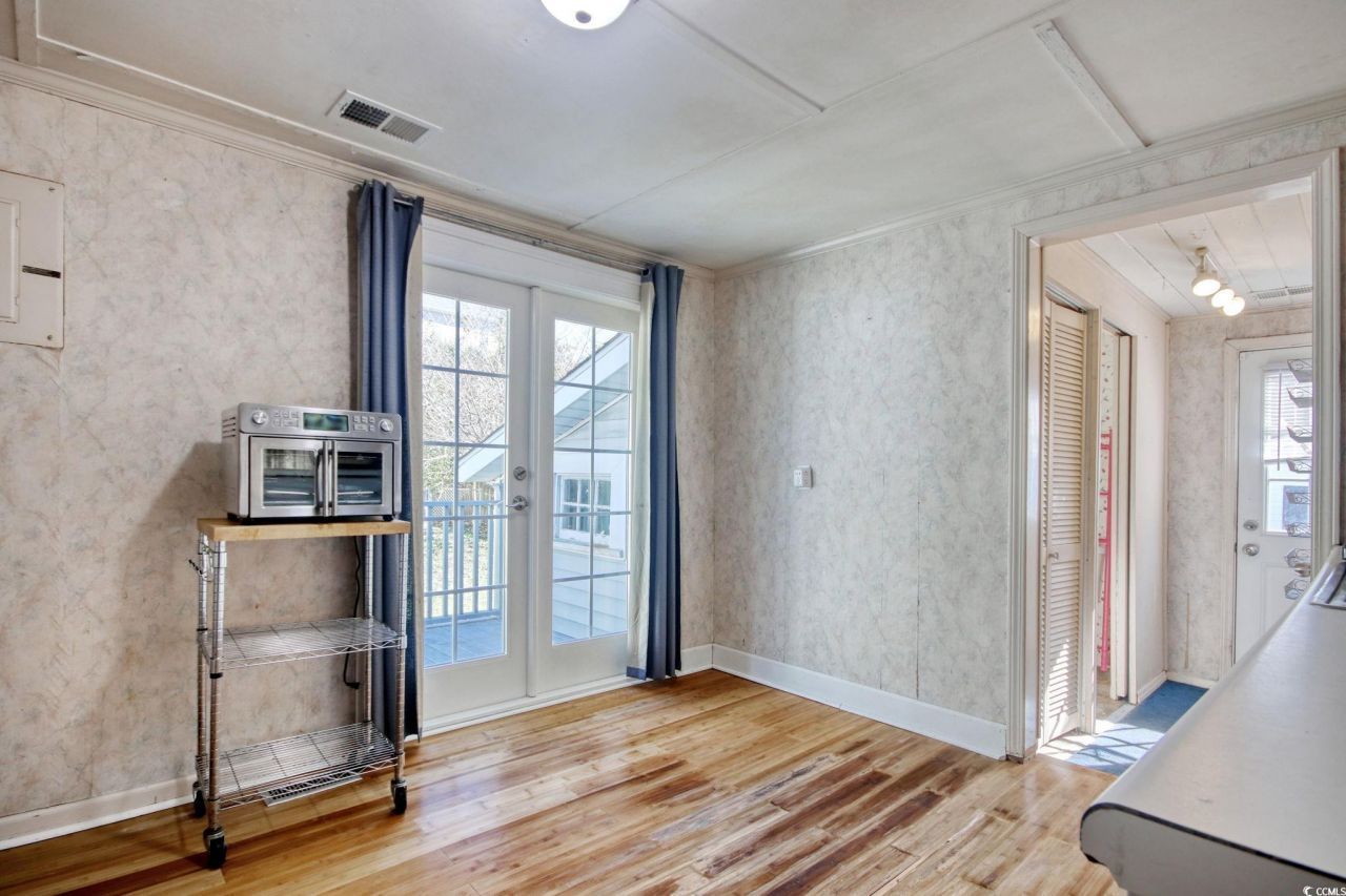 714 3rd Ave. S Photo 11