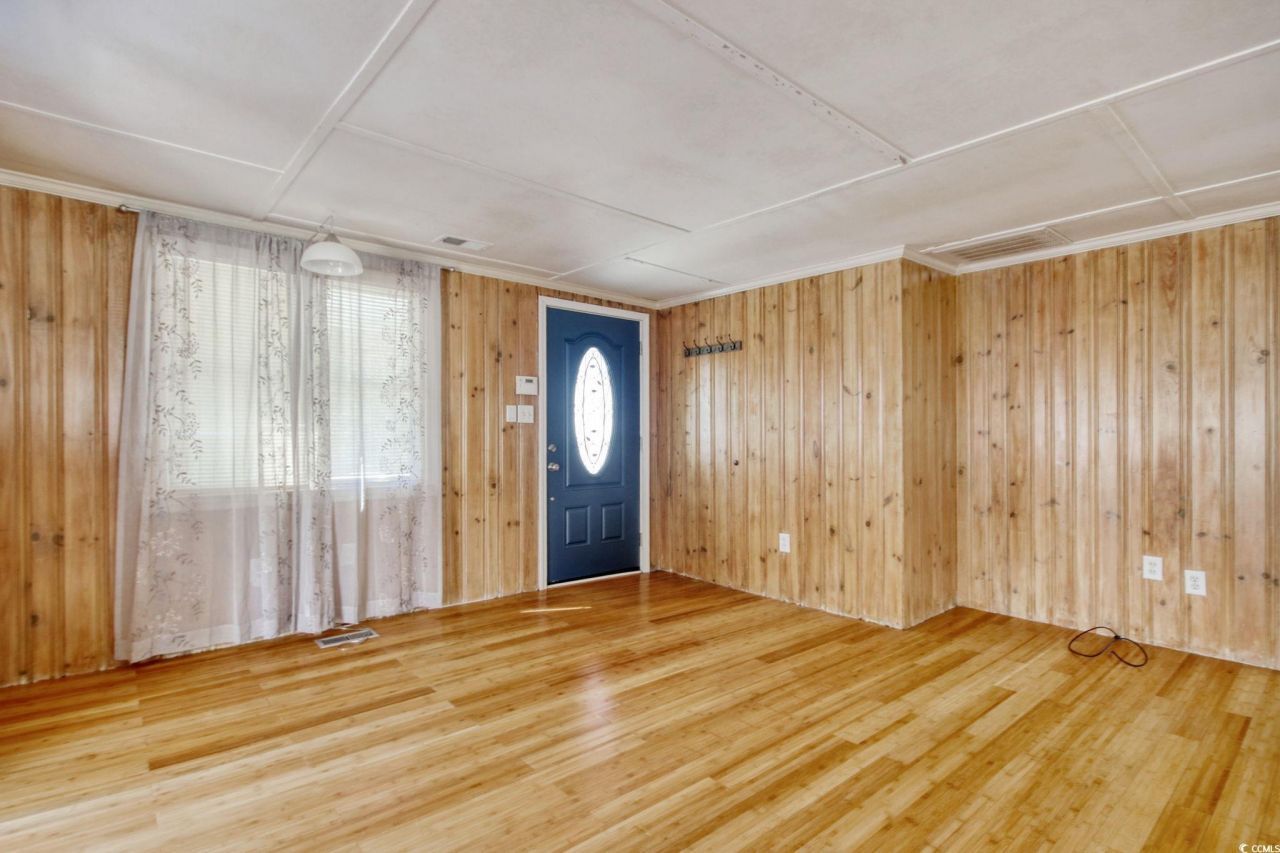 714 3rd Ave. S Photo 5