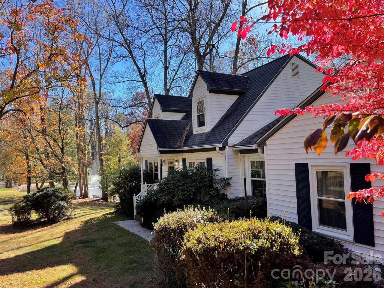410 Hidden Woods Lane, Hendersonville, NC 28791 Main Photo