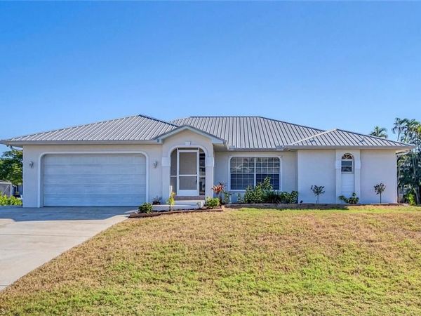 17585 Blackfriar DR, FORT MYERS, FL 33908