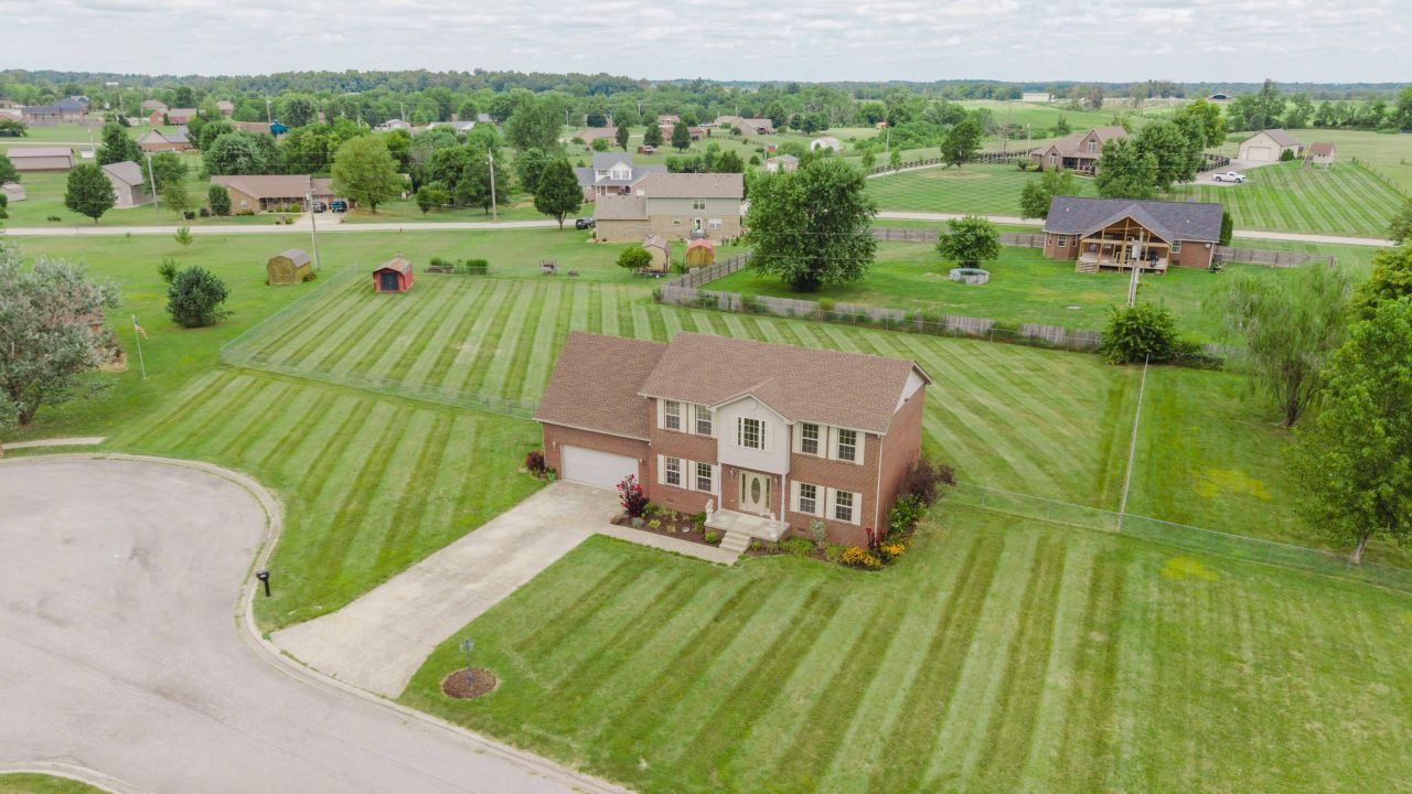 318 Kayray Circle, Richmond, KY 40475 Main Photo