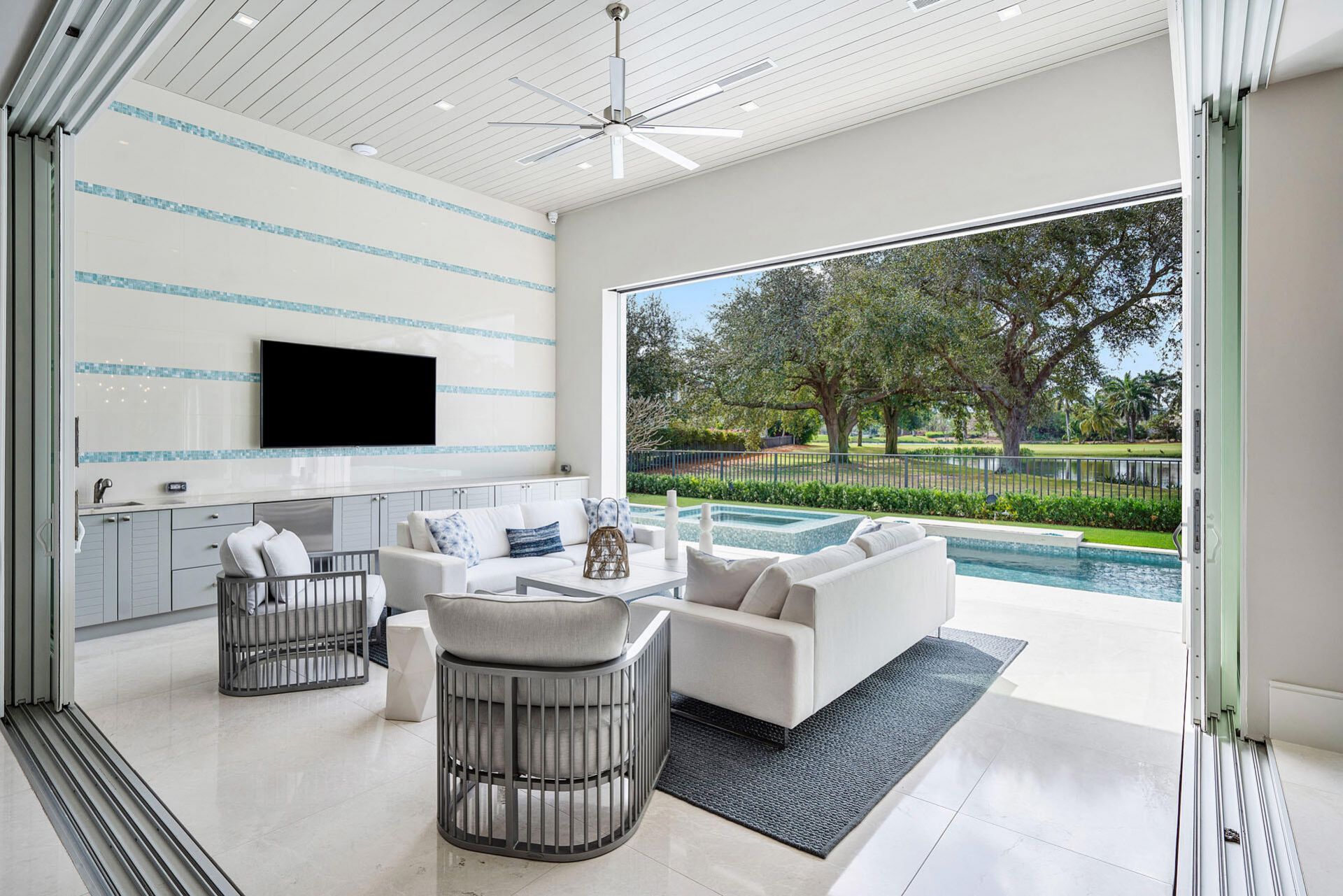 148 Thatch Palm Cove, Boca Raton, FL 33432 Photo