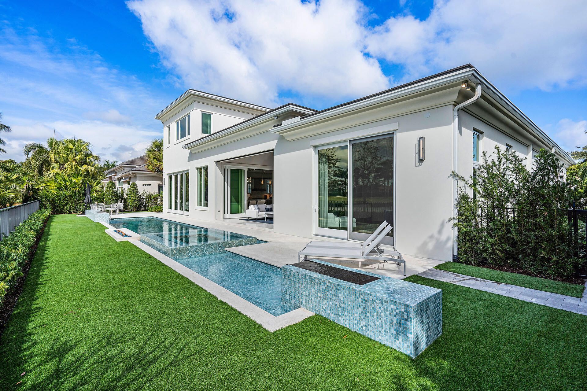 148 Thatch Palm Cove, Boca Raton, FL 33432 Photo