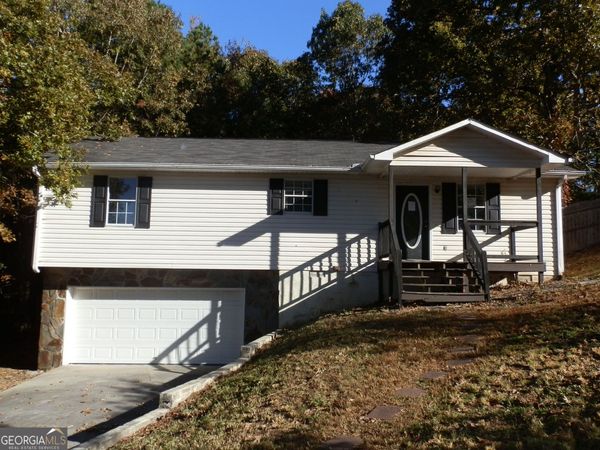 114 Lindsey Court NE, Calhoun, GA 30701