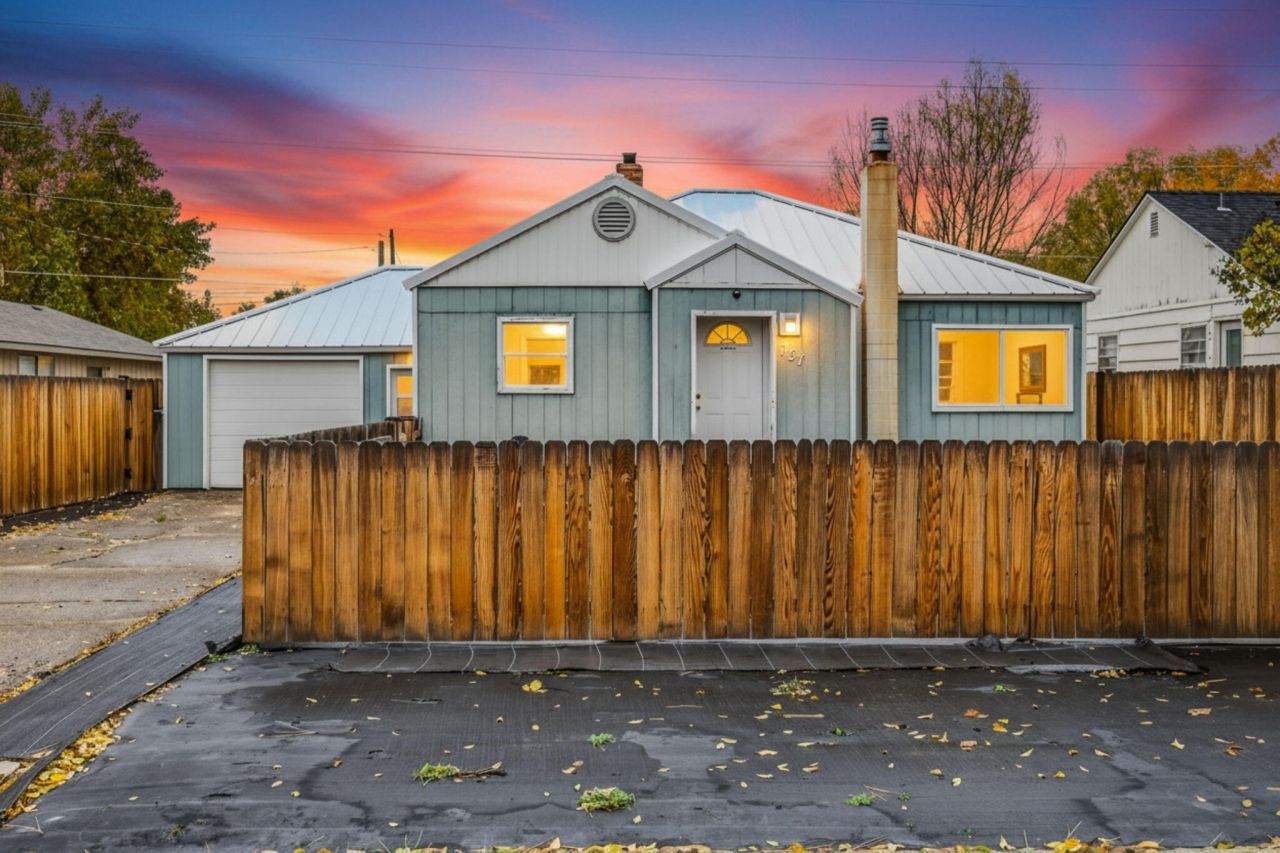 787 NW 5th Street, Prineville, OR 97754 Main Photo