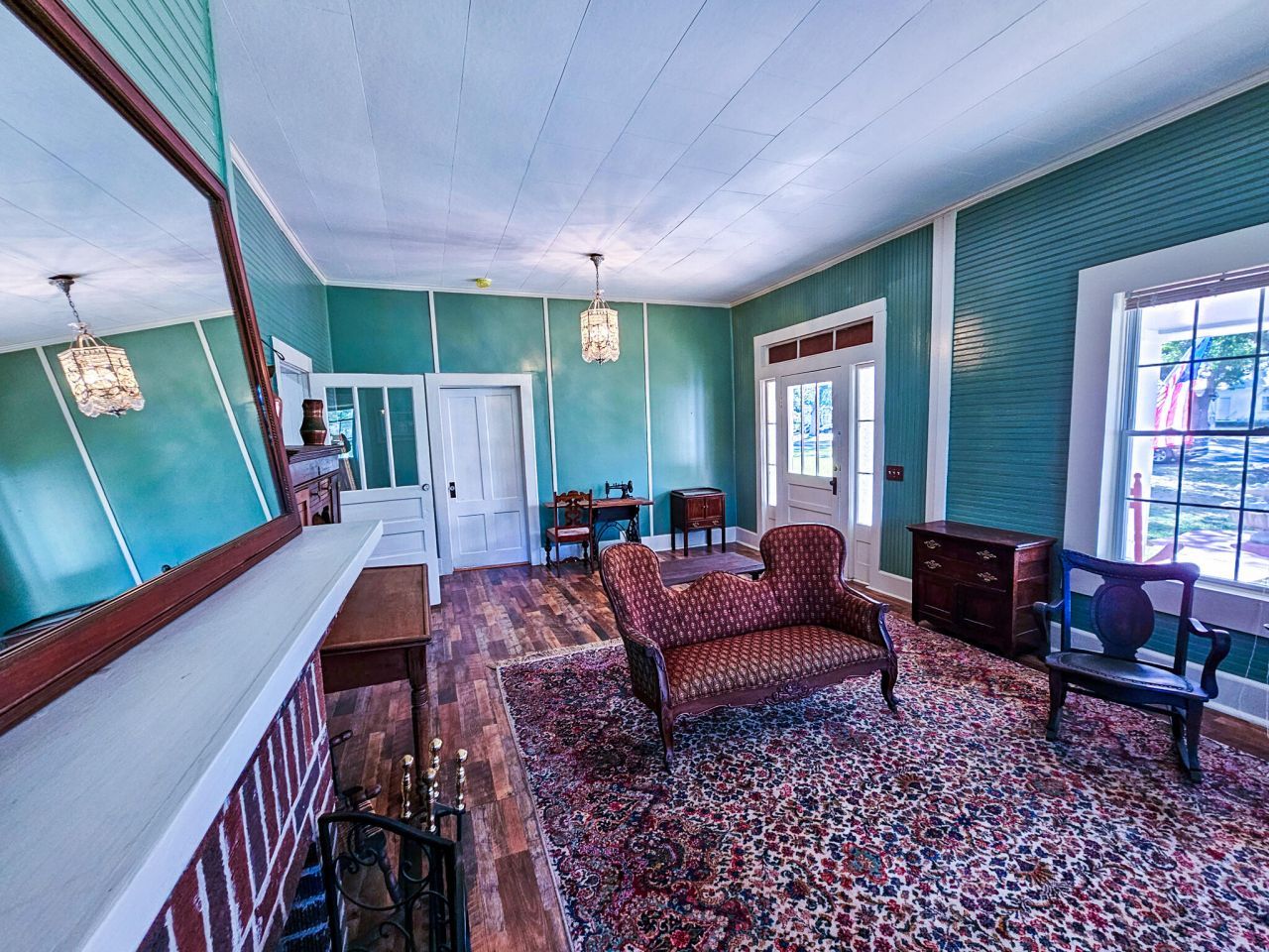 898 Bachelor Hill Road Photo 10