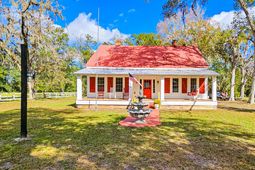 898 Bachelor Hill Road photo 4