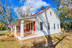 898 Bachelor Hill Road photo 4