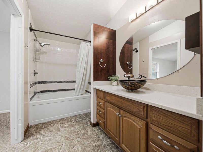 128 Winter Green Loop SW, Pataskala, OH 43062 Photo 17