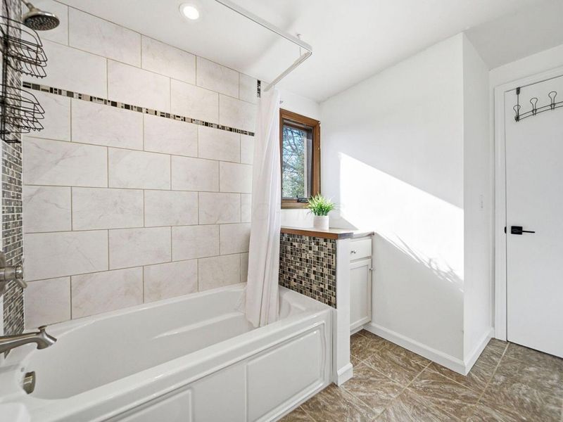 128 Winter Green Loop SW, Pataskala, OH 43062 Photo 19