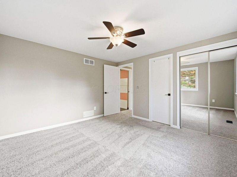 128 Winter Green Loop SW, Pataskala, OH 43062 Photo 29