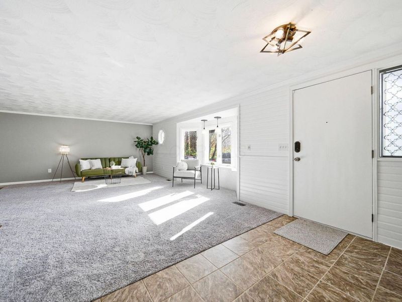 128 Winter Green Loop SW, Pataskala, OH 43062 Photo 6