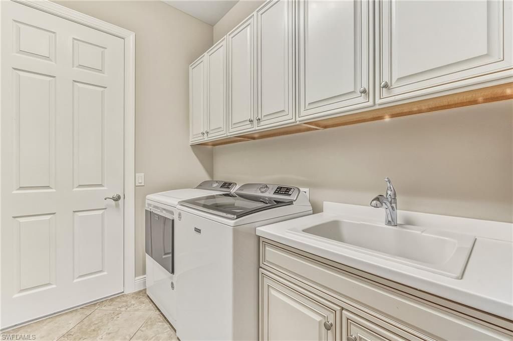 10507 Azzurra Dr, Fort Myers, FL 33913 Photo