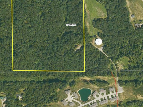 RR Woodland Heights, Fort Madison, IA 52627