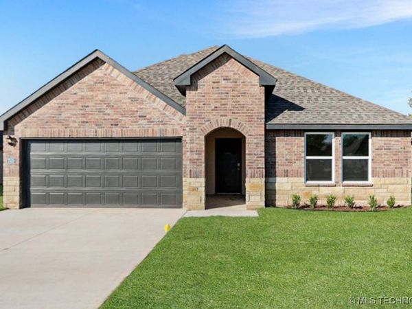 7510 N 154th East Avenue, Owasso, OK 74055
