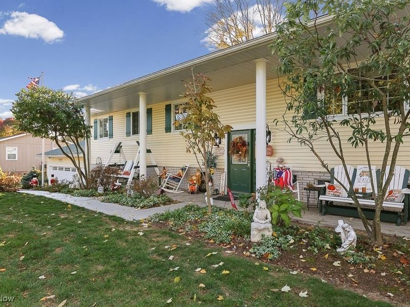 12214 Vince Drive, Doylestown, OH 44230 Photo 2