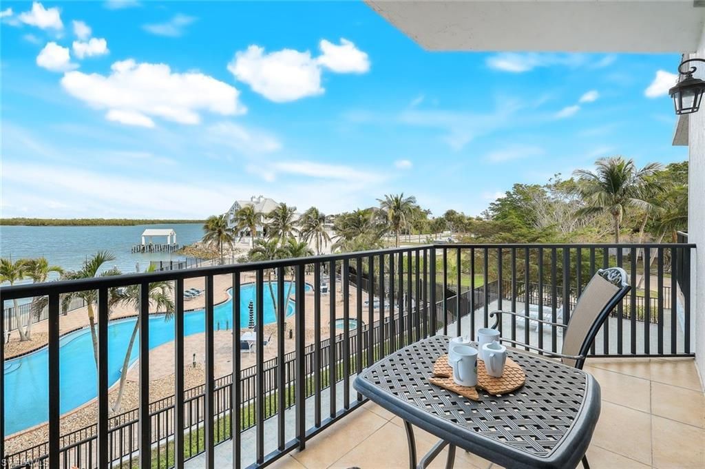700 La Peninsula Blvd, Unit 206, Naples, FL 34113 Photo