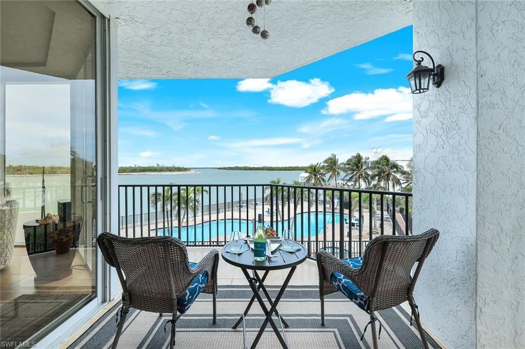 700 La Peninsula Blvd, Unit 206, Naples, FL 34113 Photo