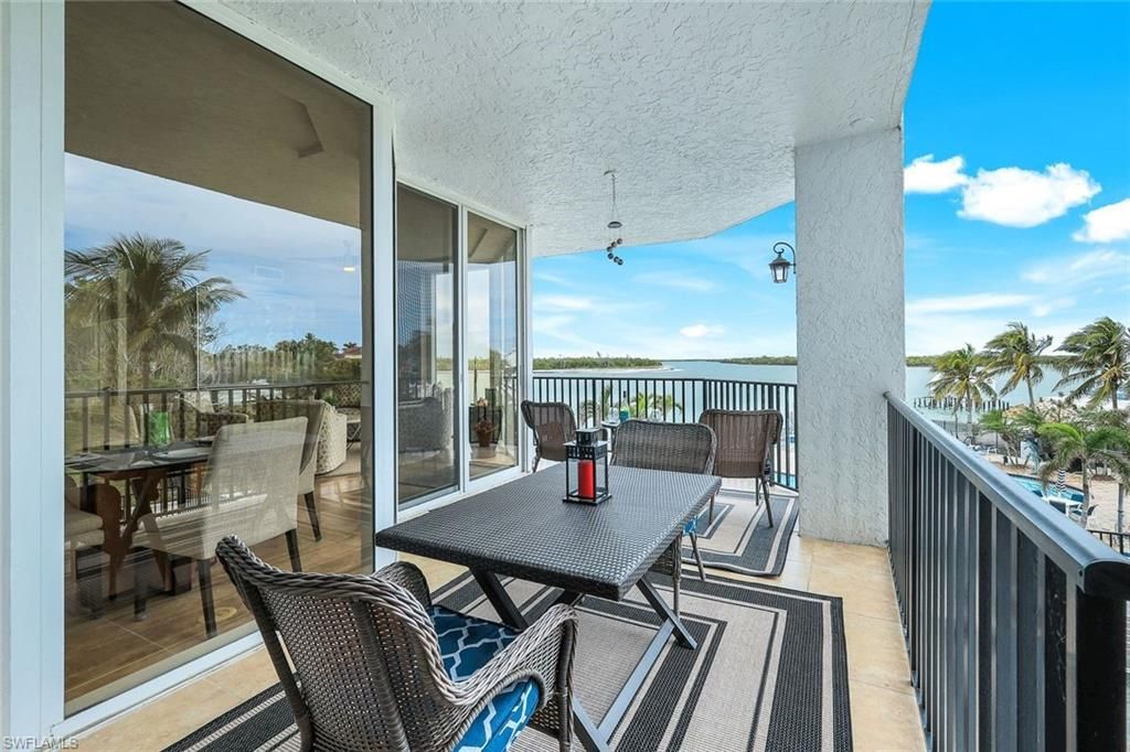 700 La Peninsula Blvd, Unit 206, Naples, FL 34113 Photo