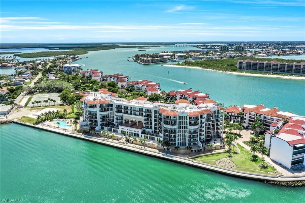 700 La Peninsula Blvd, Unit 206, Naples, FL 34113 Photo