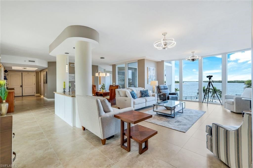 700 La Peninsula Blvd, Unit 206, Naples, FL 34113 Photo