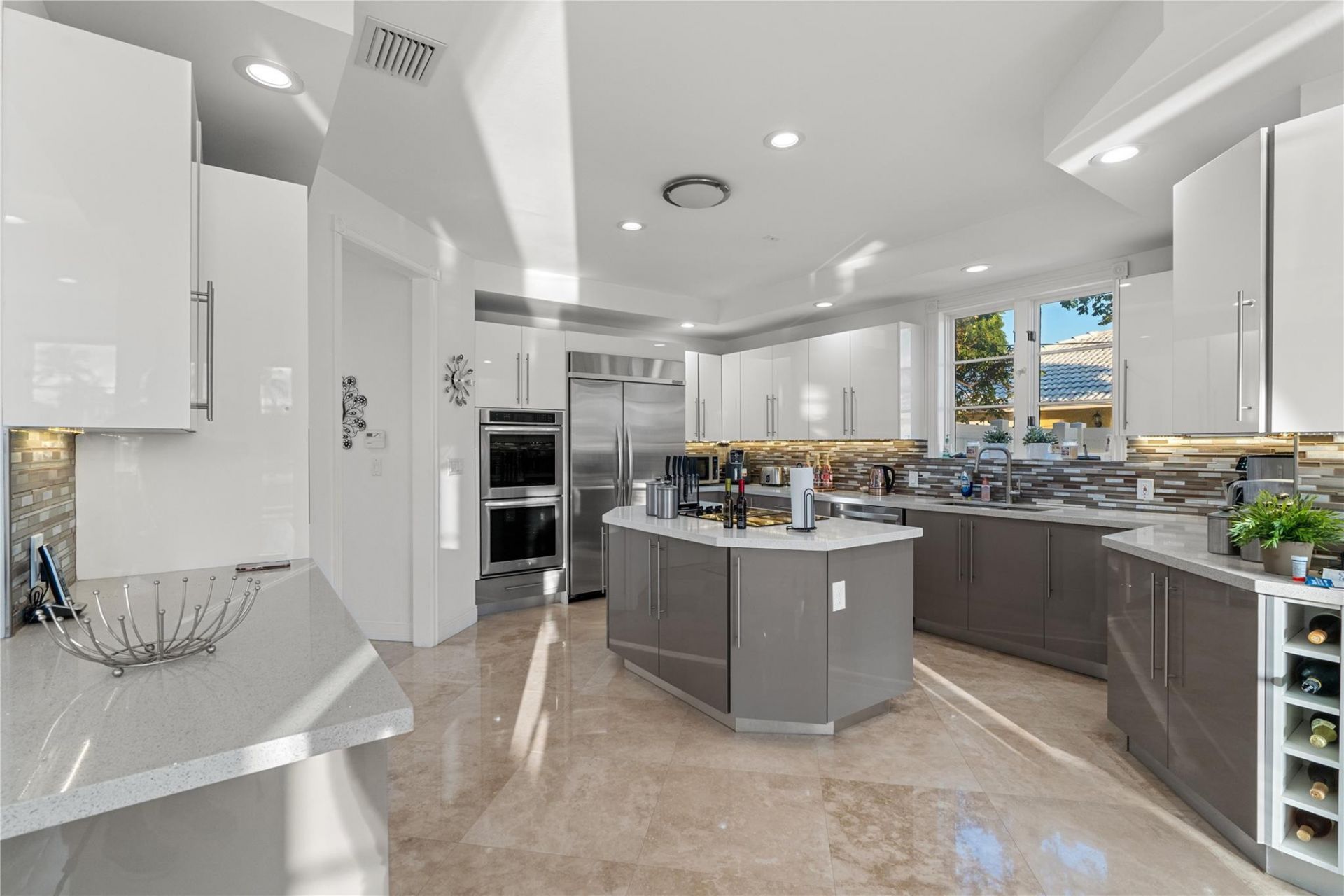 2833 NE 32nd Street, Lighthouse Point, FL 33064 Photo