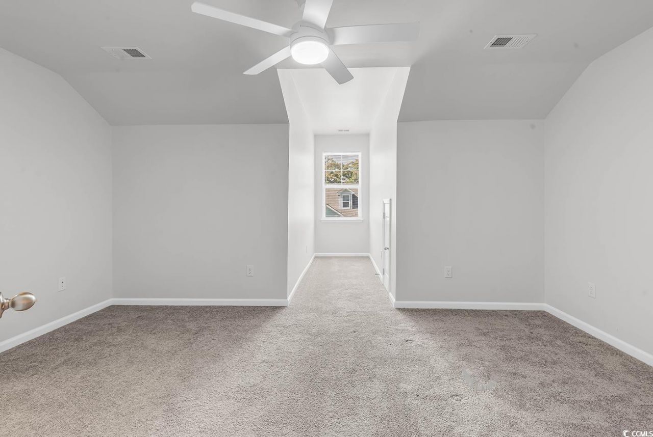 87 Vineyard Place Photo 18