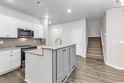 87 Vineyard Place photo 4