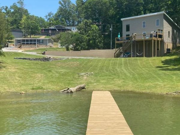 1448 Dover Lane, Dandridge, TN 37725