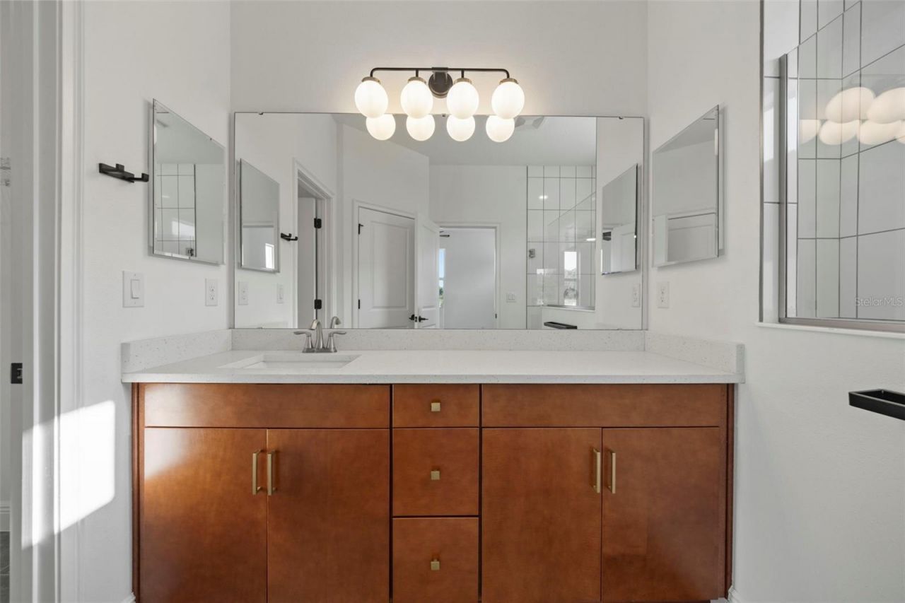 8093 Tea Olive Terrace, Palmetto, FL 34221 Photo