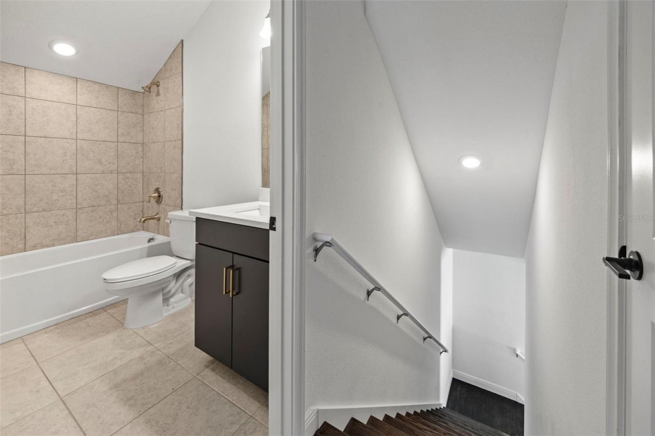 8093 Tea Olive Terrace, Palmetto, FL 34221 Photo