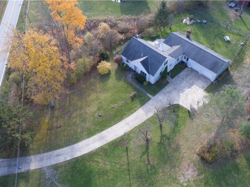 651 Parker Road, Aurora, OH 44202 Photo 2