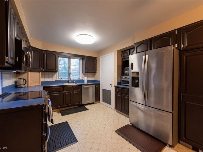 651 Parker Road, Aurora, OH 44202 Photo 9