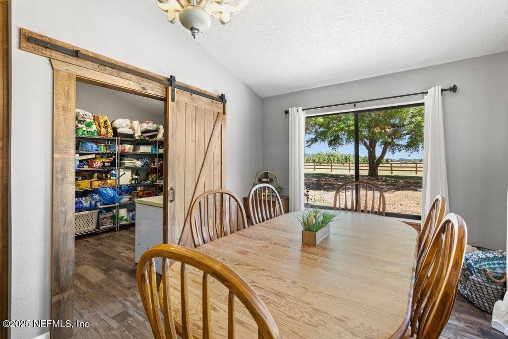 643 E State Road 100, San Mateo, FL 32187 Photo