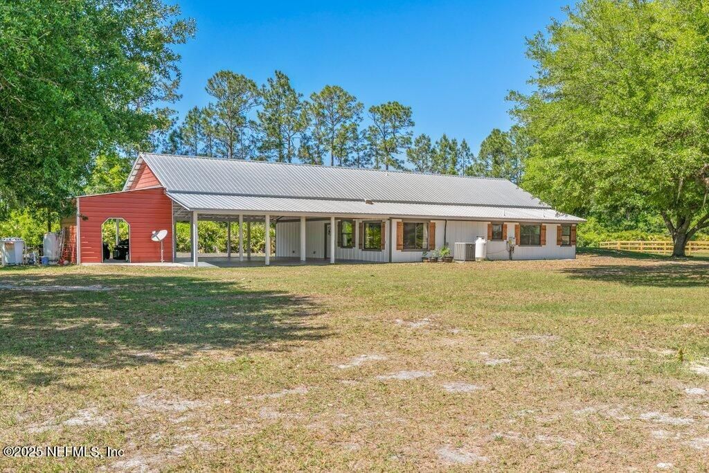 643 E State Road 100, San Mateo, FL 32187 Photo