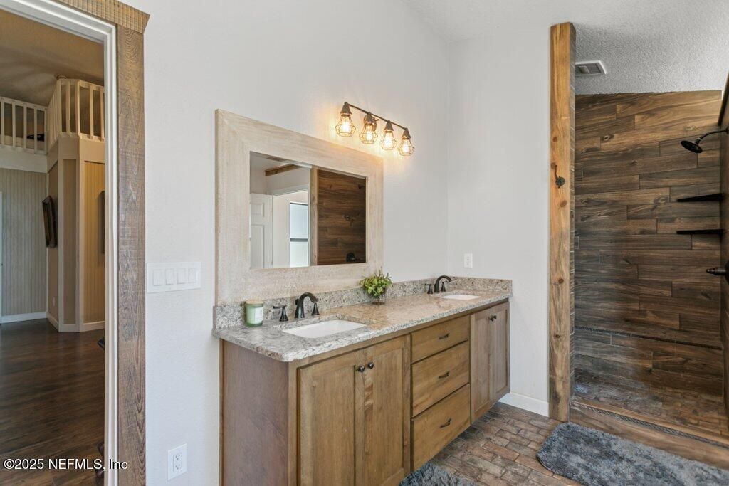 643 E State Road 100, San Mateo, FL 32187 Photo