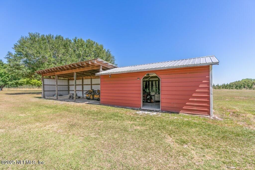 643 E State Road 100, San Mateo, FL 32187 Photo