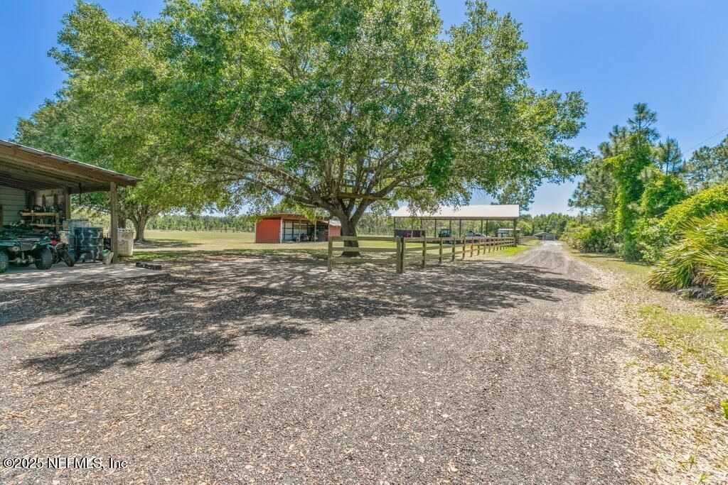 643 E State Road 100, San Mateo, FL 32187 Photo