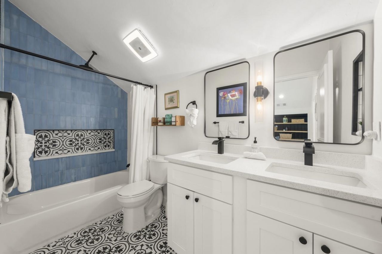 9127 Mockingbird Dr, Sanibel, FL 33957 Photo