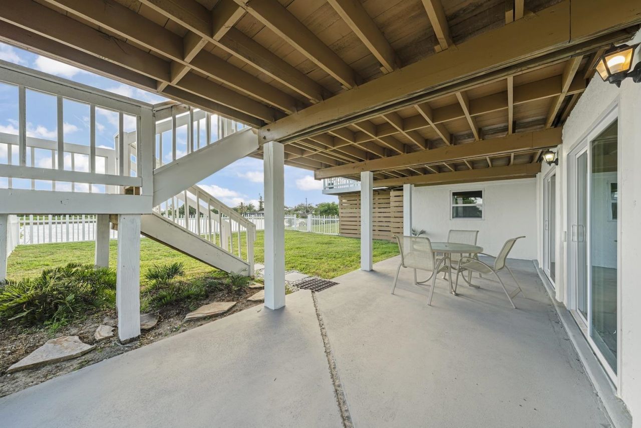 9127 Mockingbird Dr, Sanibel, FL 33957 Photo